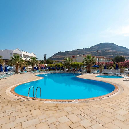 Elvita Beach Hotel 키오타리 외부 사진