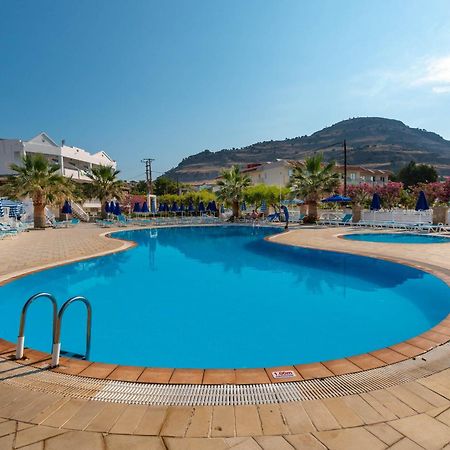 Elvita Beach Hotel 키오타리 외부 사진