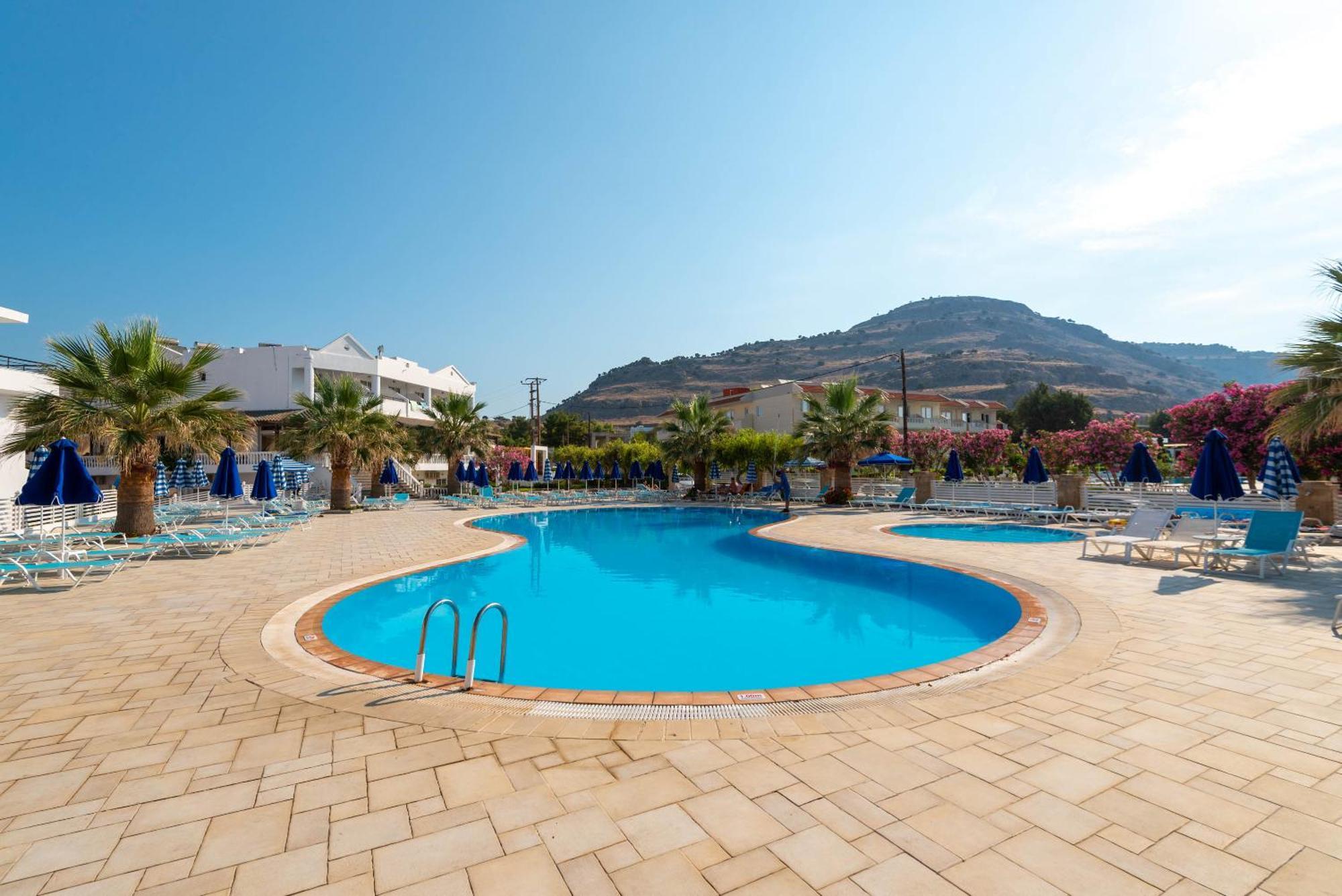 Elvita Beach Hotel 키오타리 외부 사진