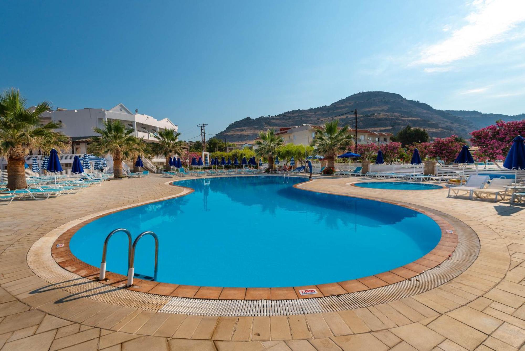 Elvita Beach Hotel 키오타리 외부 사진